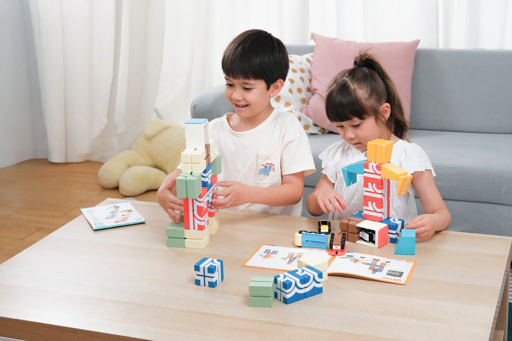 Qbi Magnetic Cubes – Play Starter Set (STEM Educational Toy)